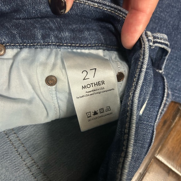 MOTHER Distressed Blue Ankle Jeans - Picture 4 of 8